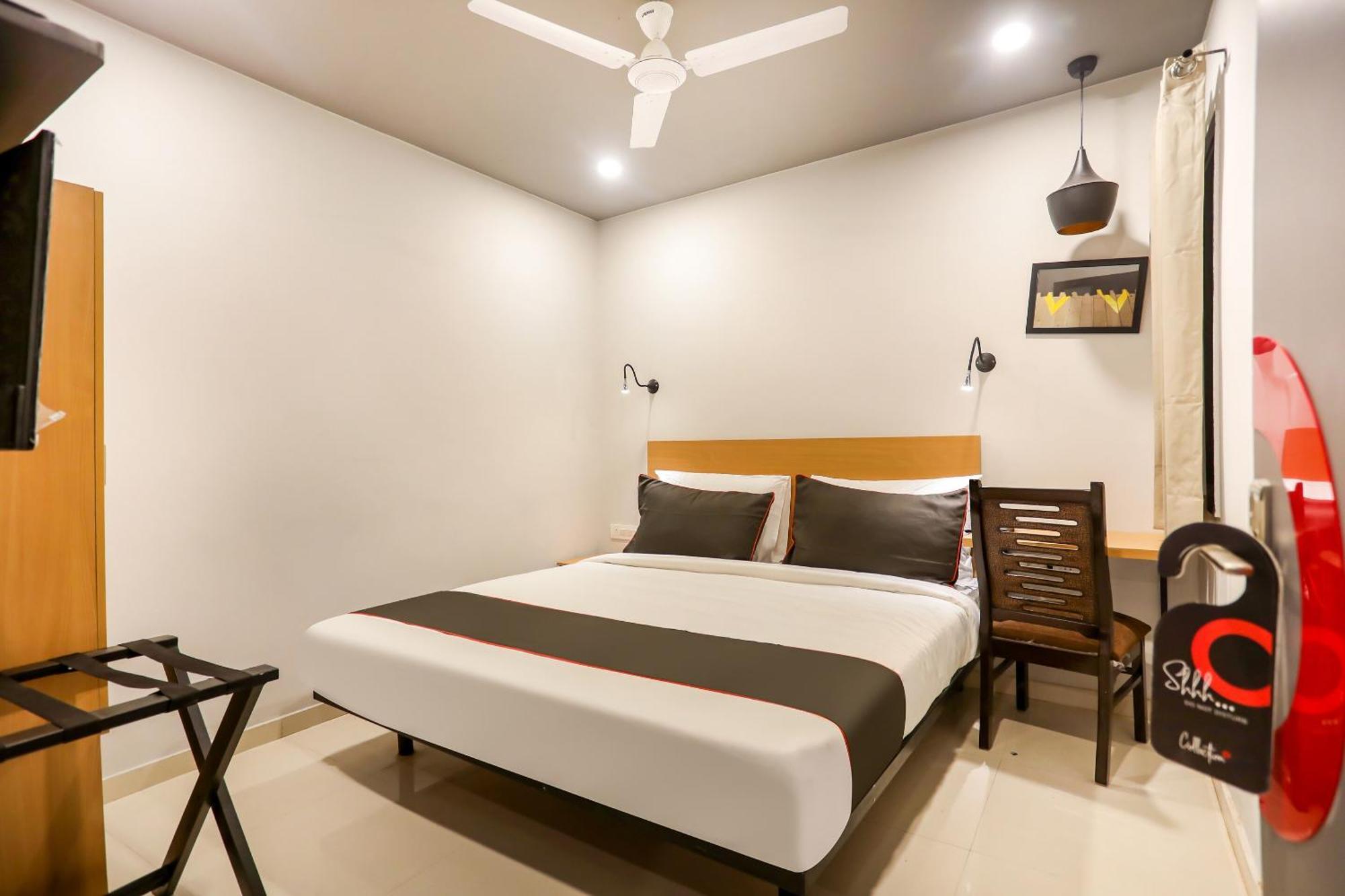 Super Collection O Le Noida Hotel Near Sector 76 Metro Station Eksteriør bilde